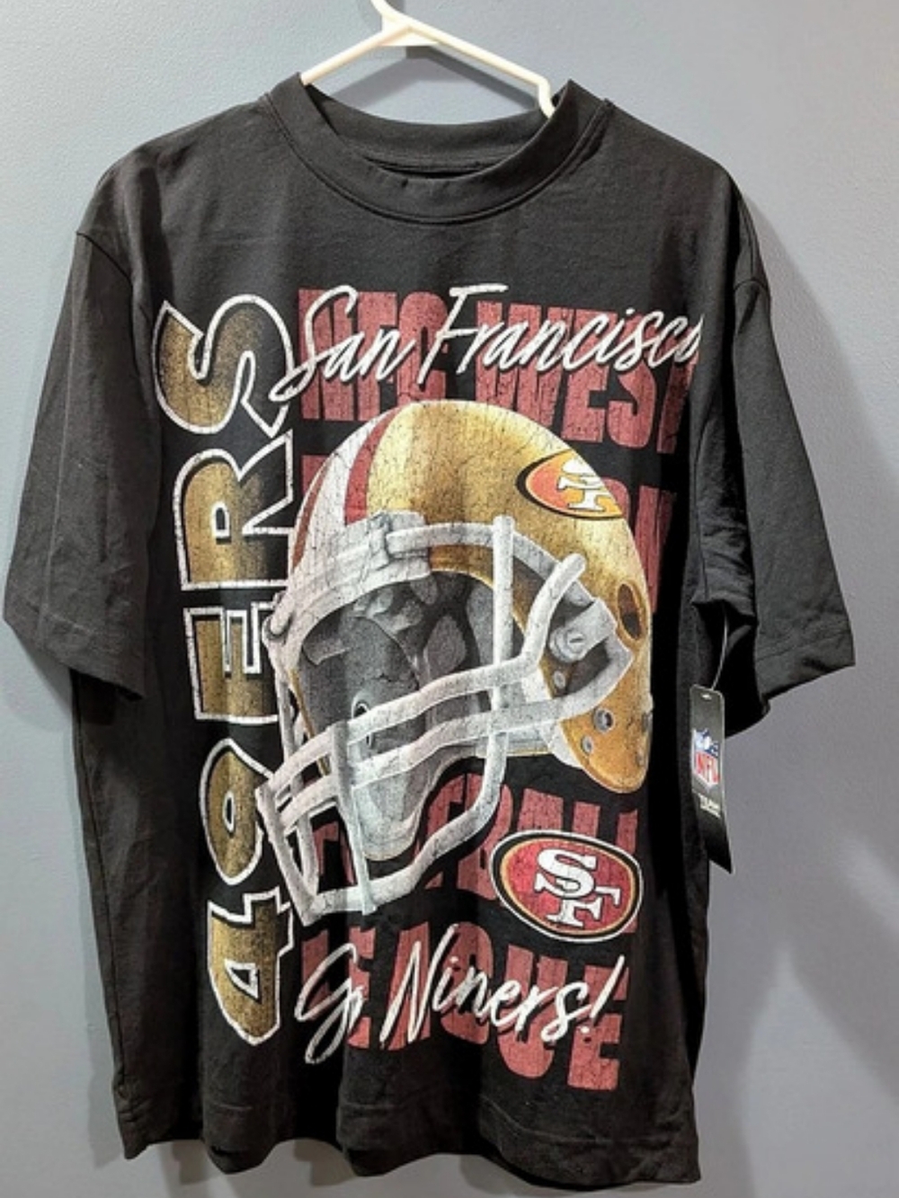 NFL San Francisco 49ers NFL Team Apparel Graphic Tee Size Small NWT *P17